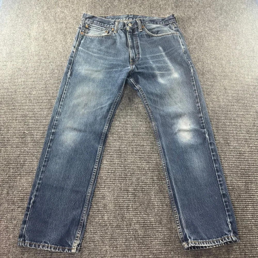 Levis 505 Regular Fit Jeans Mens 34x30 Blue Straight Leg Denim Pants Medium Wash